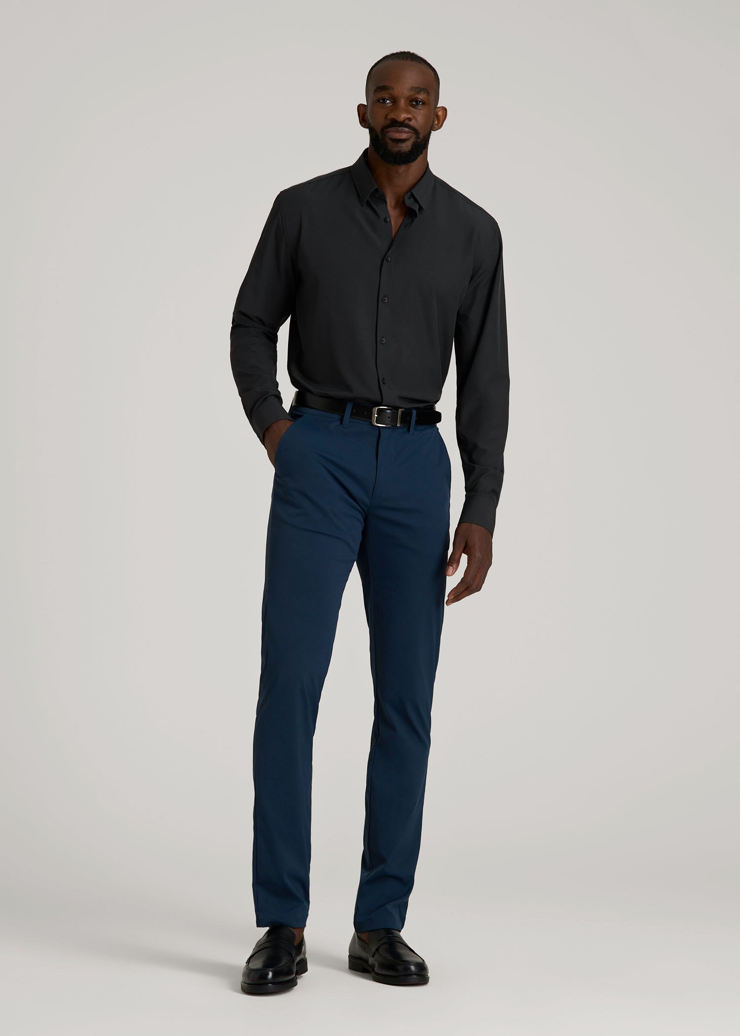 Traveler Stretch Dress Shirt in Black