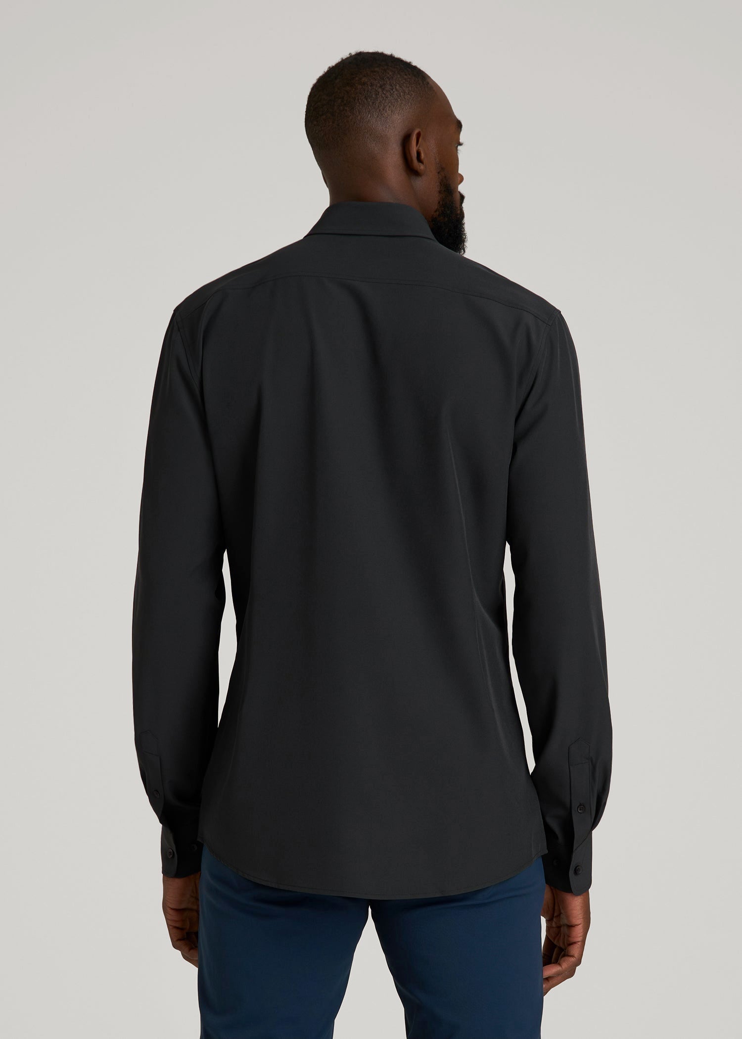 Traveler Stretch Dress Shirt in Black