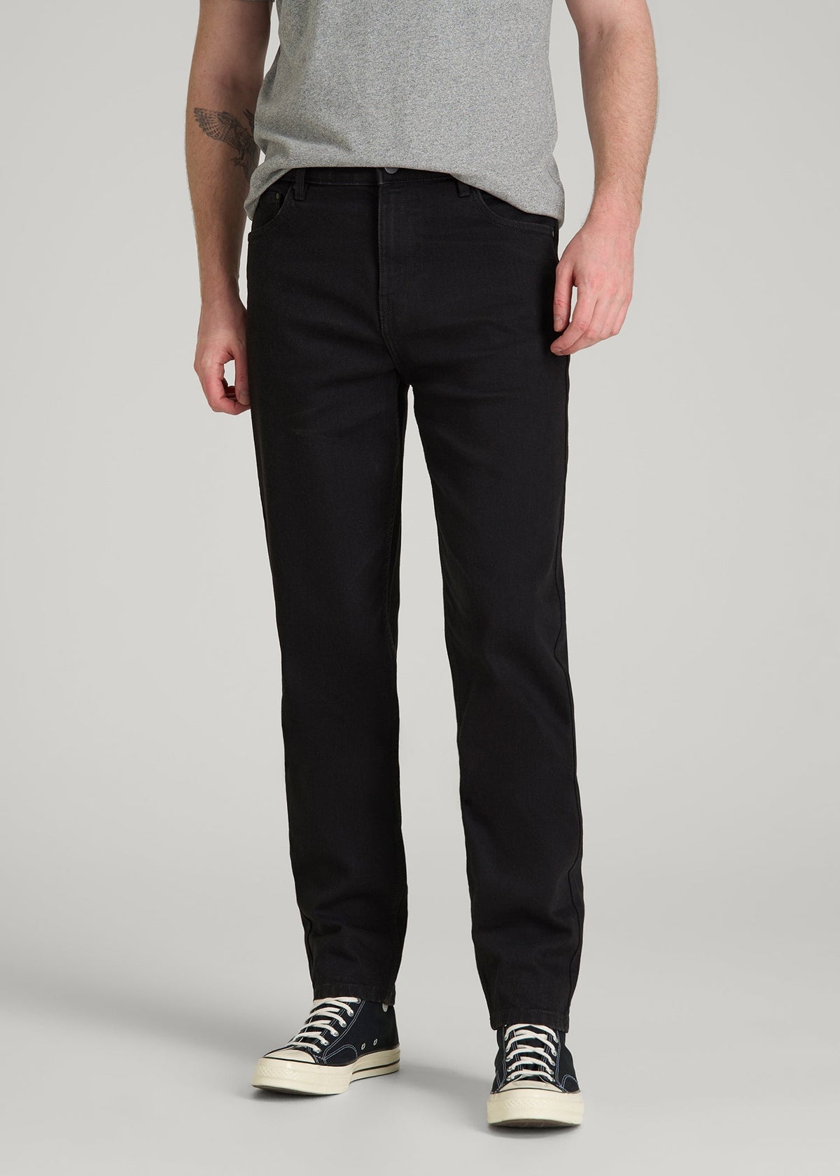 MILO Relaxed Tapered Fit Jeans for Tall Men in Optimum Black