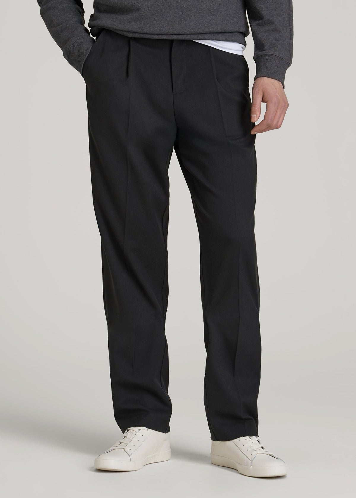 Relaxed Pleated Trousers for Tall Men in Black