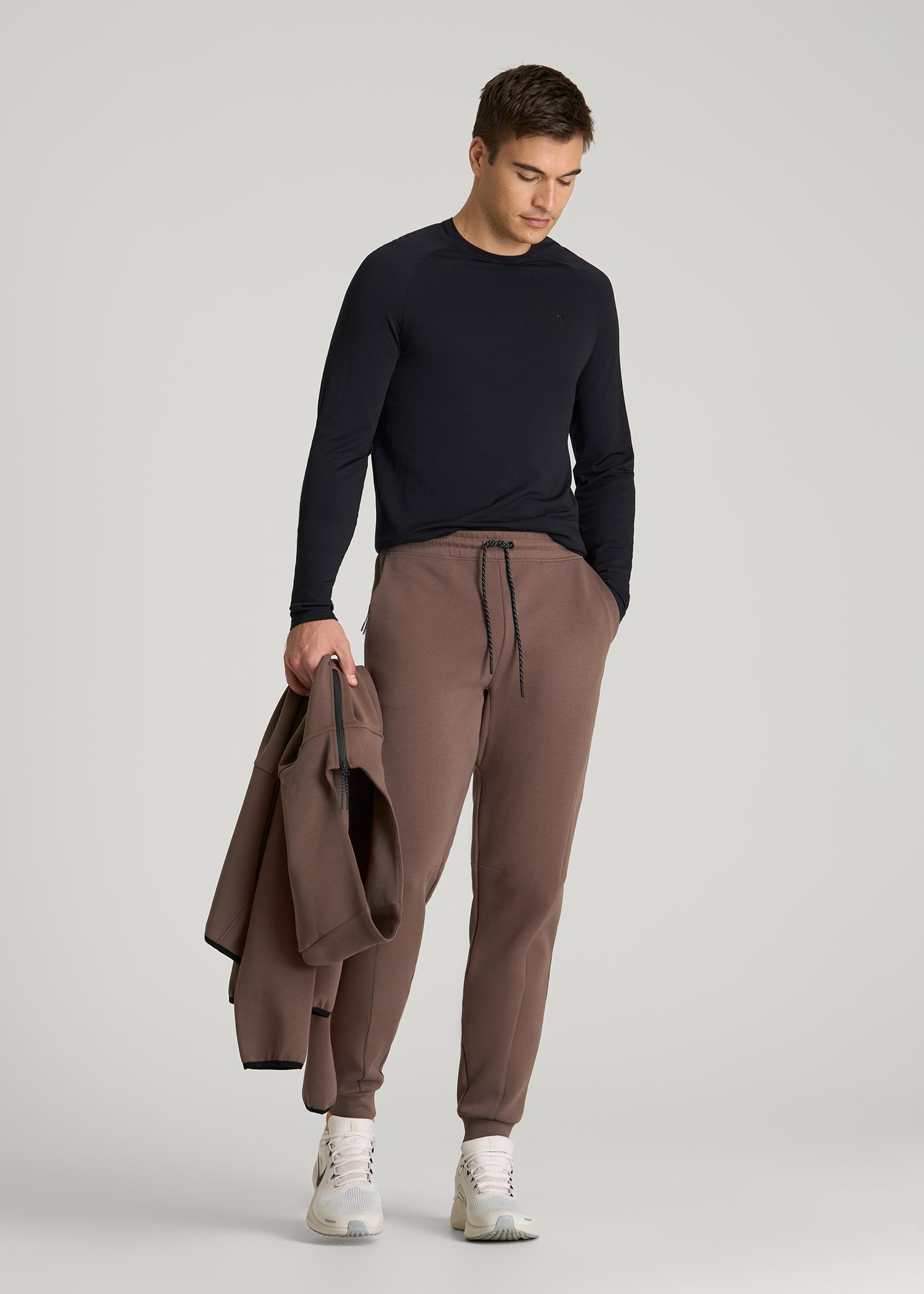 Tech Motion Fleece Joggers for Tall Men in Coffee Quartz