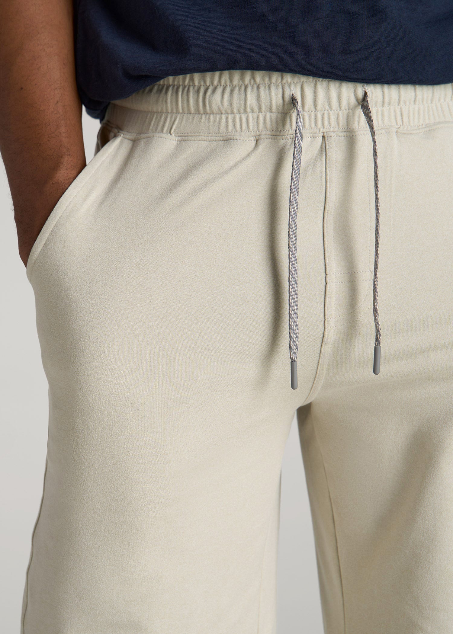 Weekender Stretch Lounge Shorts for Tall Men in Stone Heather