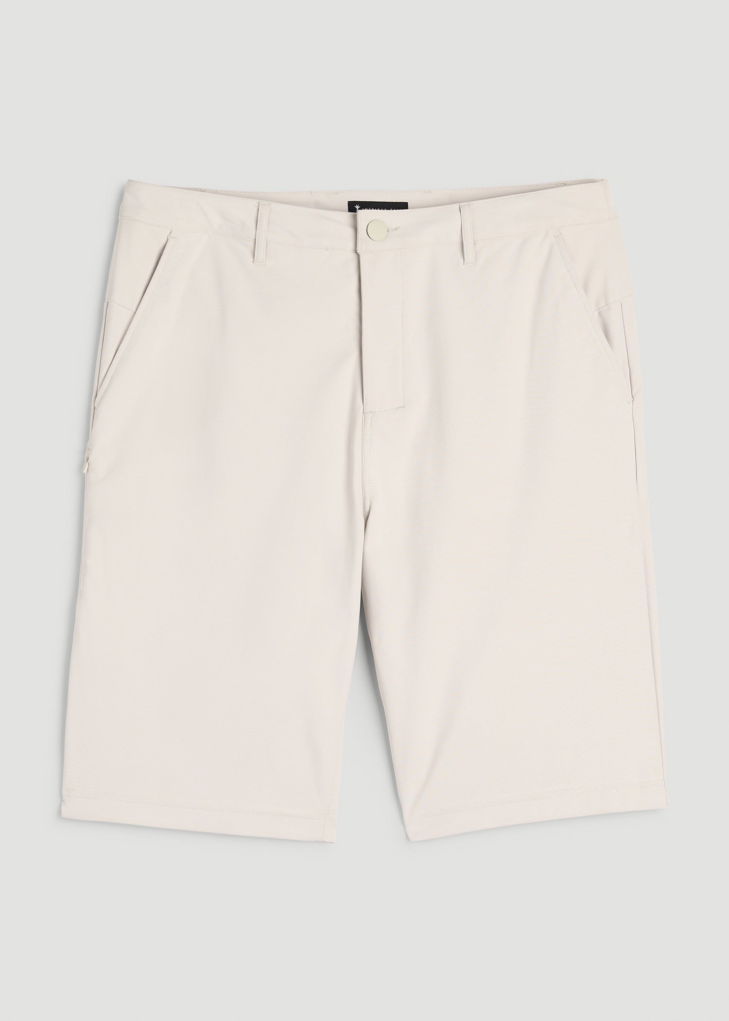 Traveler Chino Short 2.0 for Tall Men in Drywall Tan