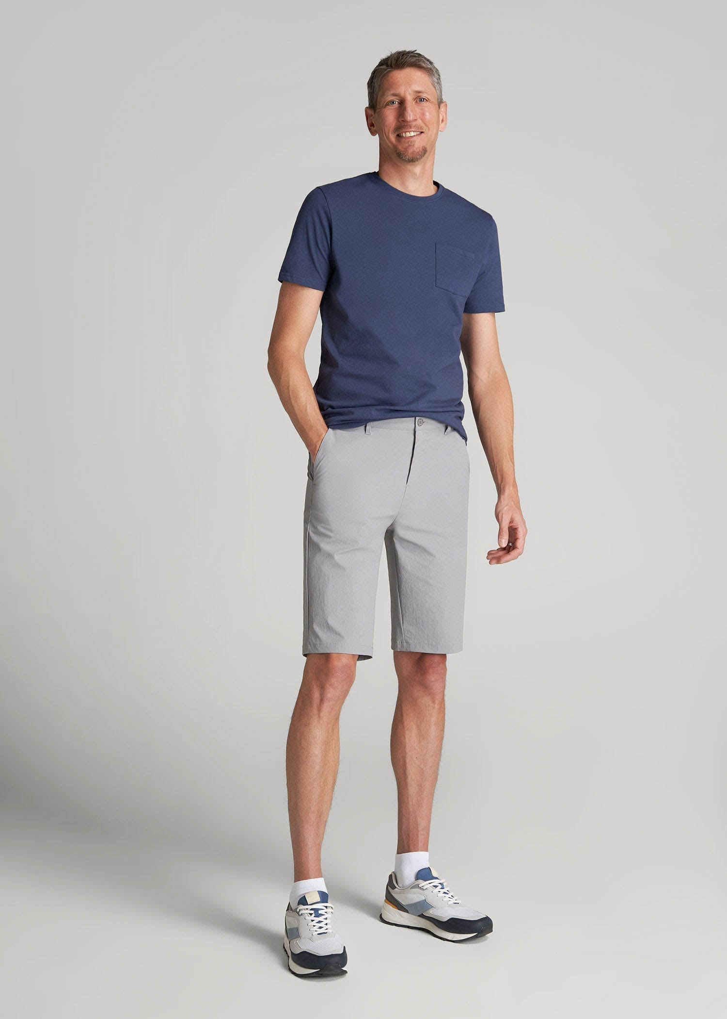 Premium Hybrid Shorts for Tall Men in Night Owl Grey