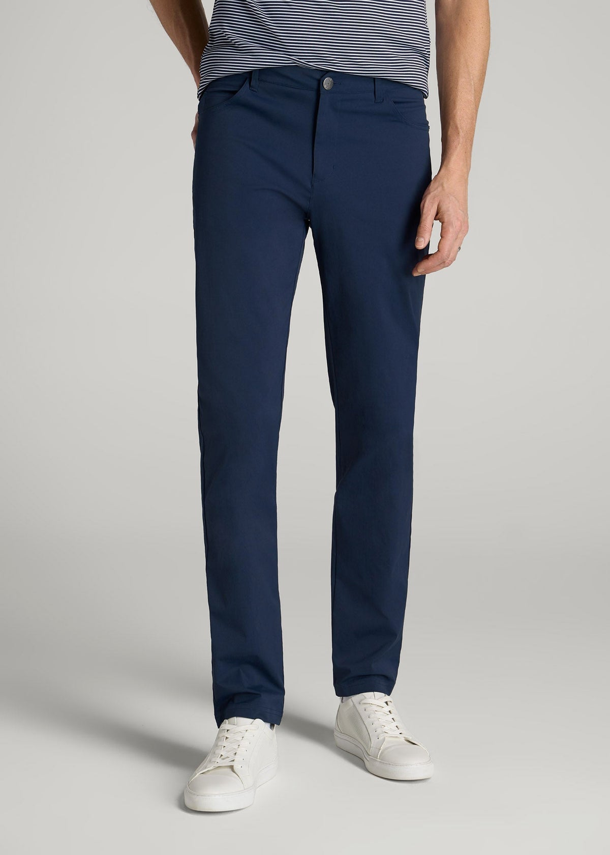 TAPERED-FIT Traveler Pants for Tall Men in Marine Navy