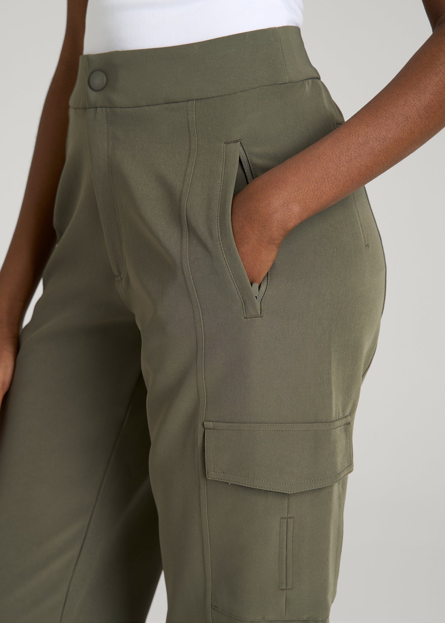 Traveler Cargo Pant for Tall Women in Olive
