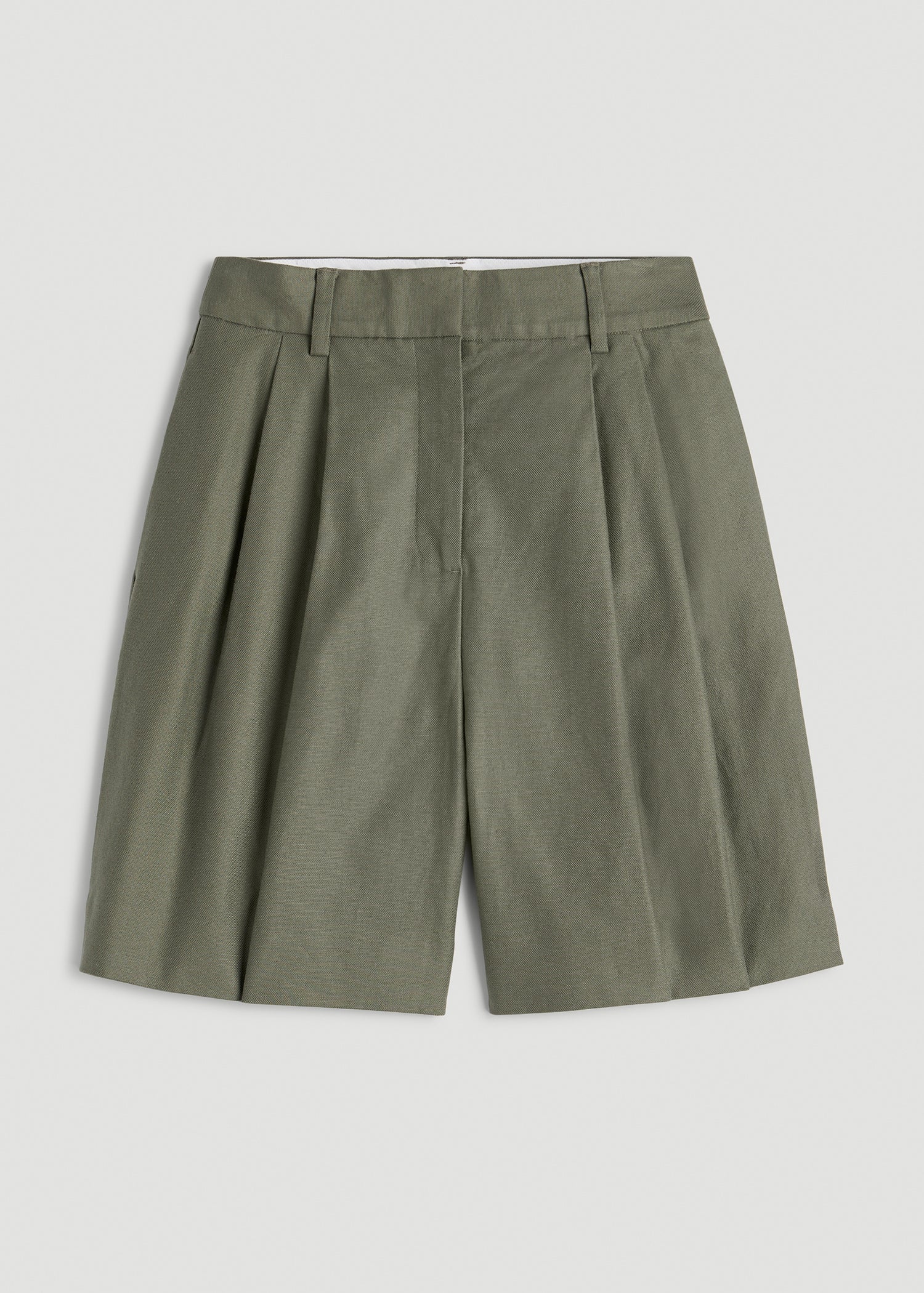 Stretch Cotton Linen Blend Pleated Shorts for Tall Women in Olive