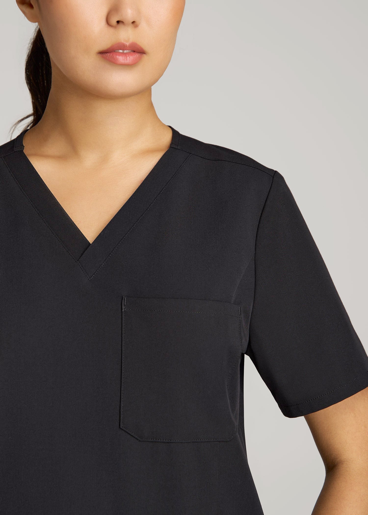 Short Sleeve V-Neck Scrub Top for Tall Women in Black