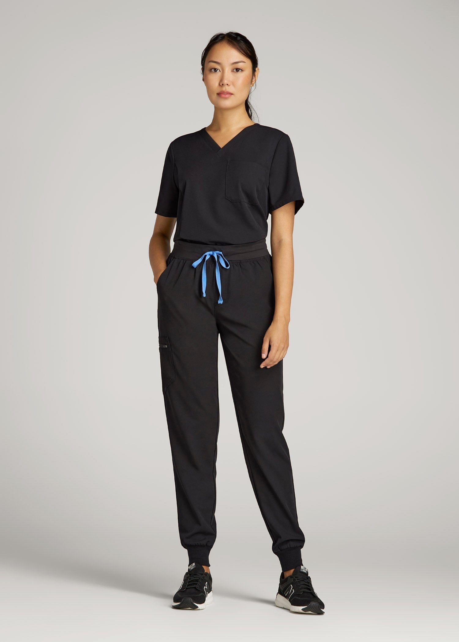 Short Sleeve V-Neck Scrub Top for Tall Women in Black