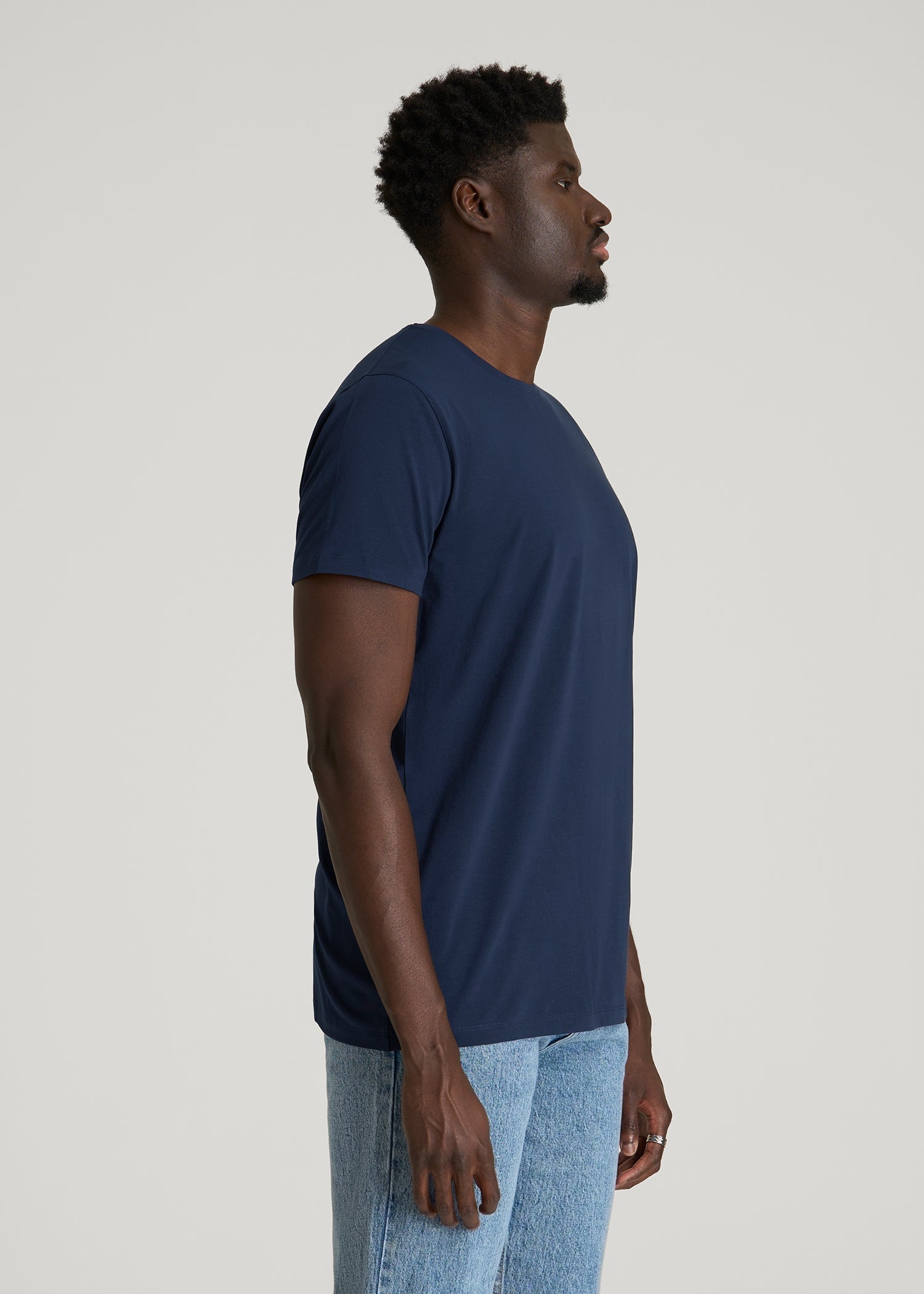 The Essential Modern Fit Crewneck Tee for Tall Men in Navy
