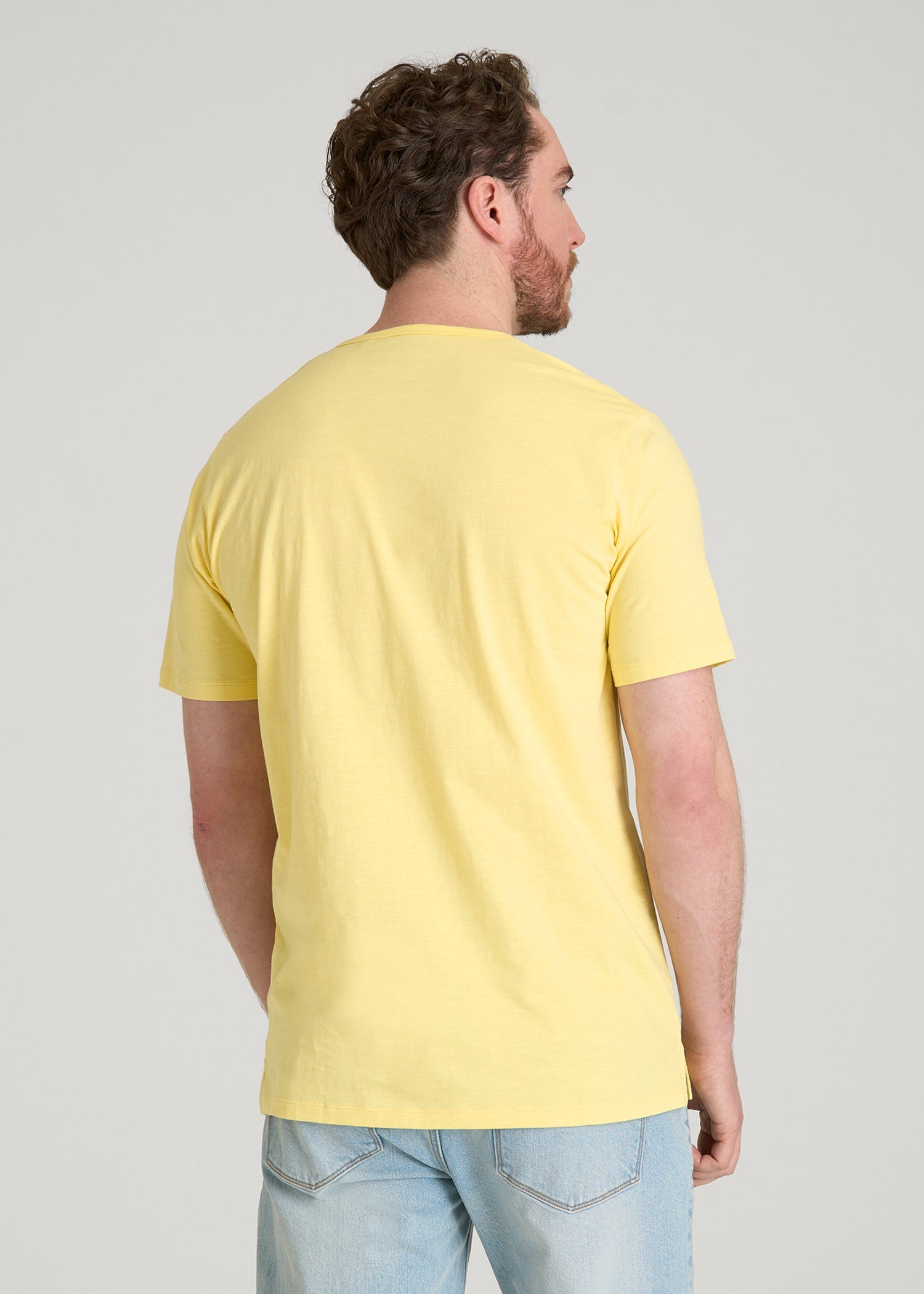 REGULAR-FIT Slub Tee for Tall Men in Lemon Drop