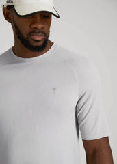 Vented Training Top for Tall Men in Silver Drop