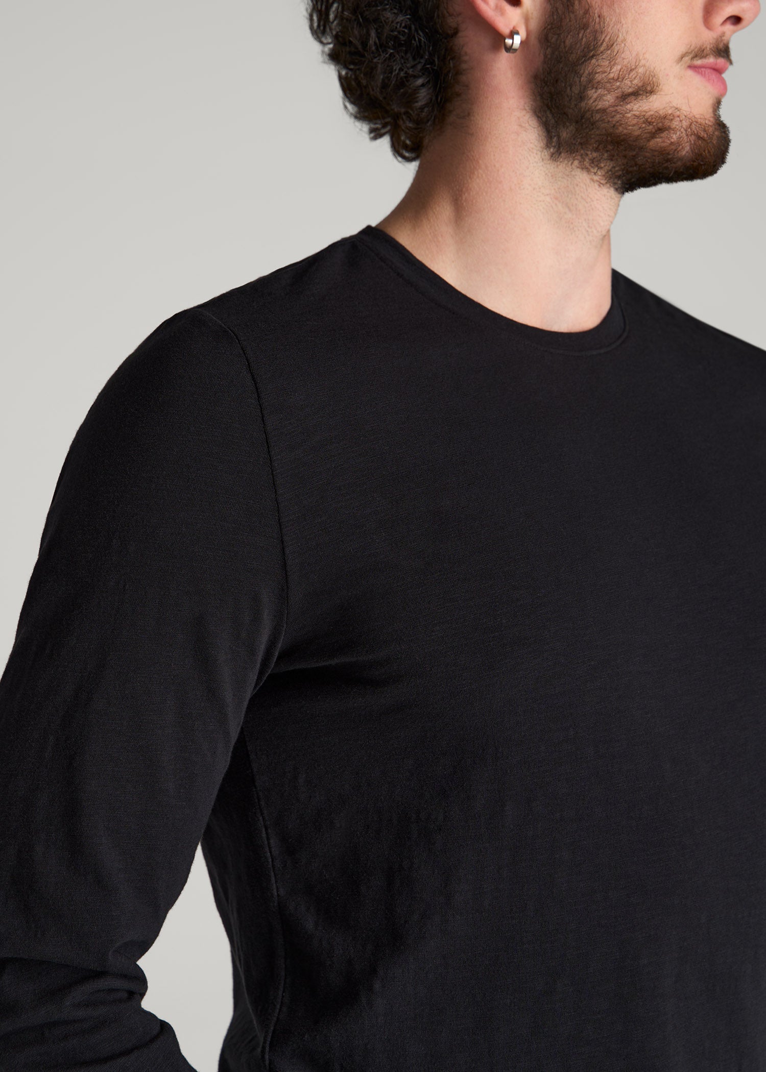 Slub Long Sleeve Scoop Tee for Tall Men in Black