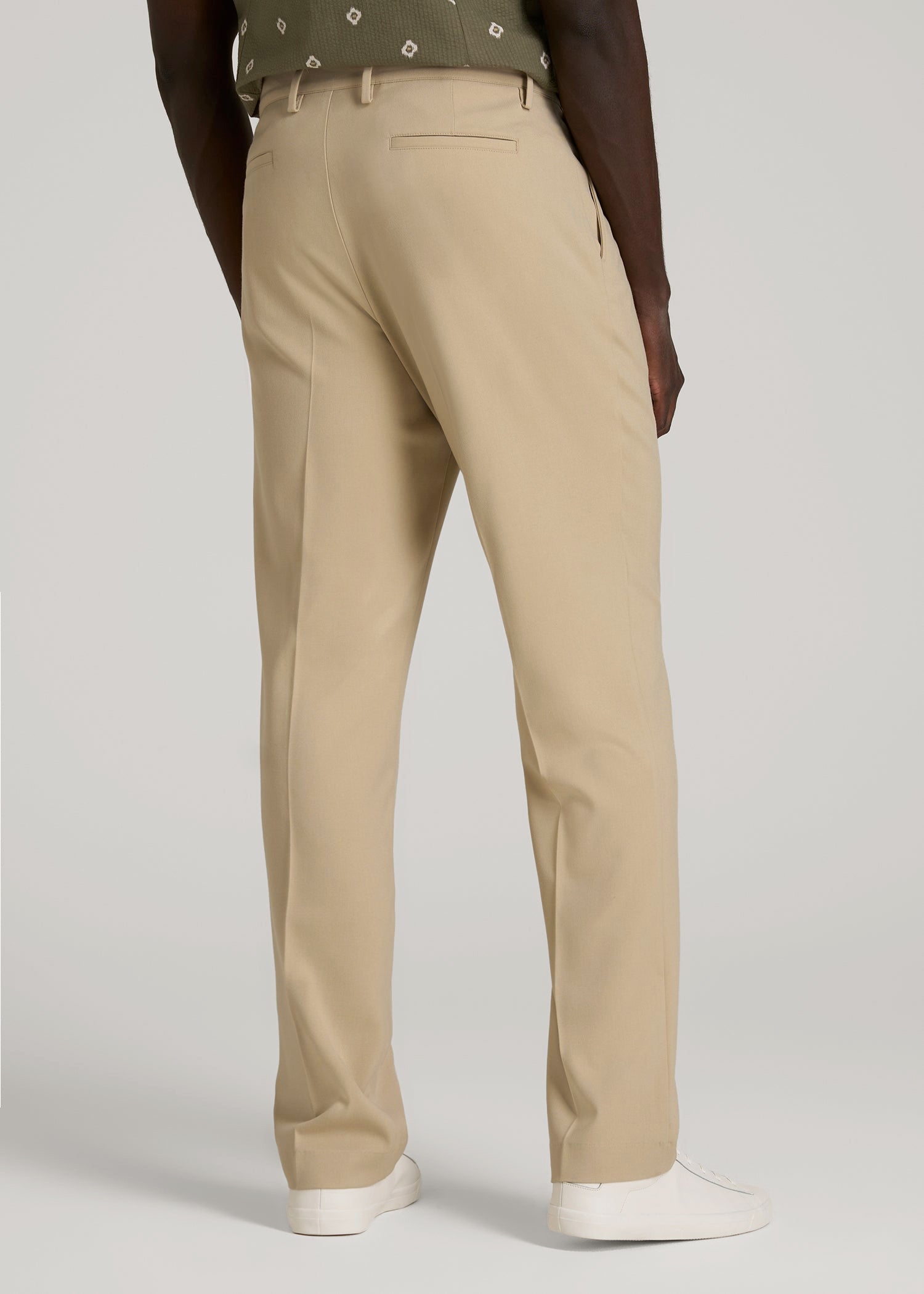 Relaxed Pleated Trousers for Tall Men in Light Khaki