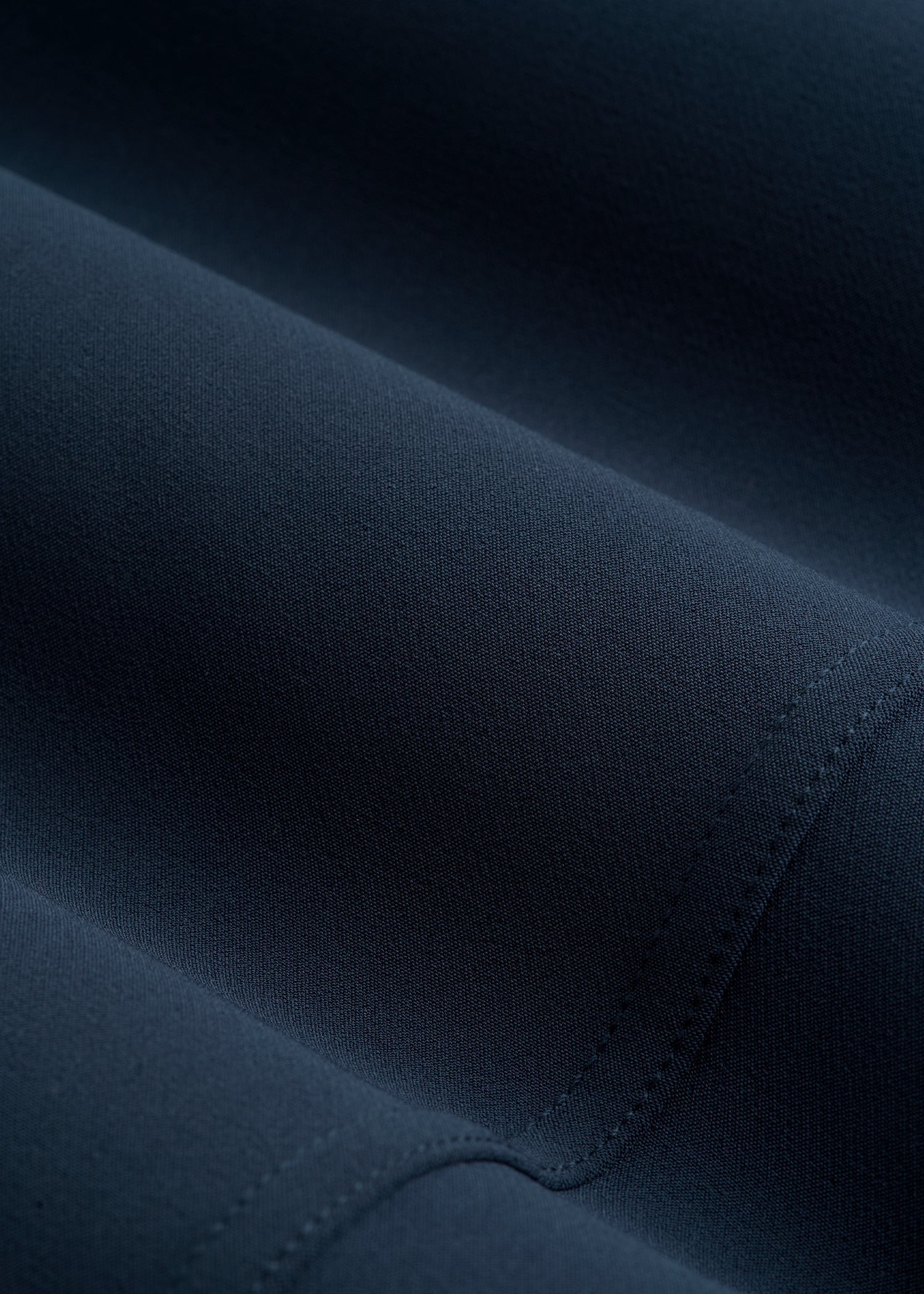 Traveler Tapered Fit Pant for Tall Women in Navy