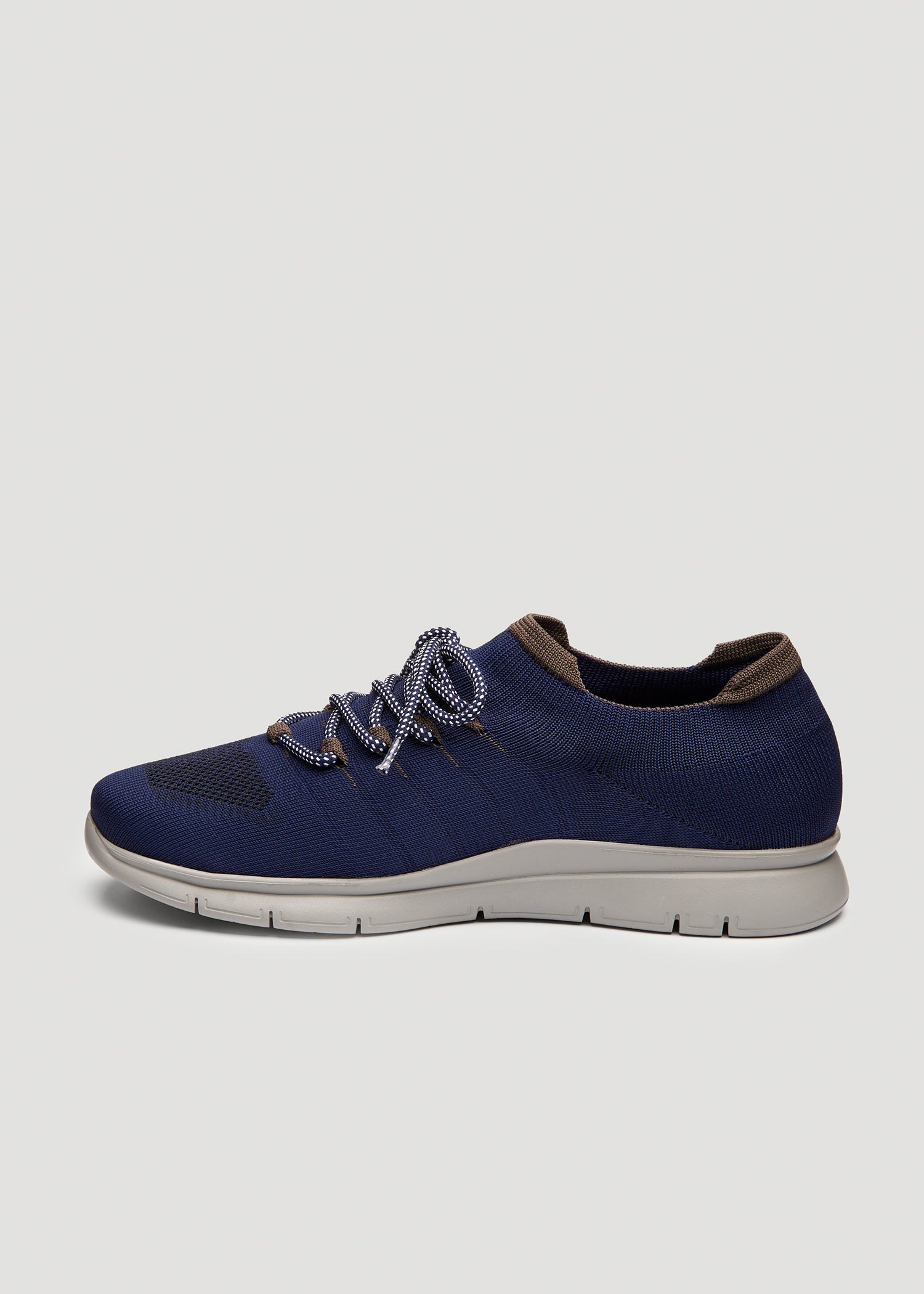 Knit Running Shoes for Tall Men in Navy