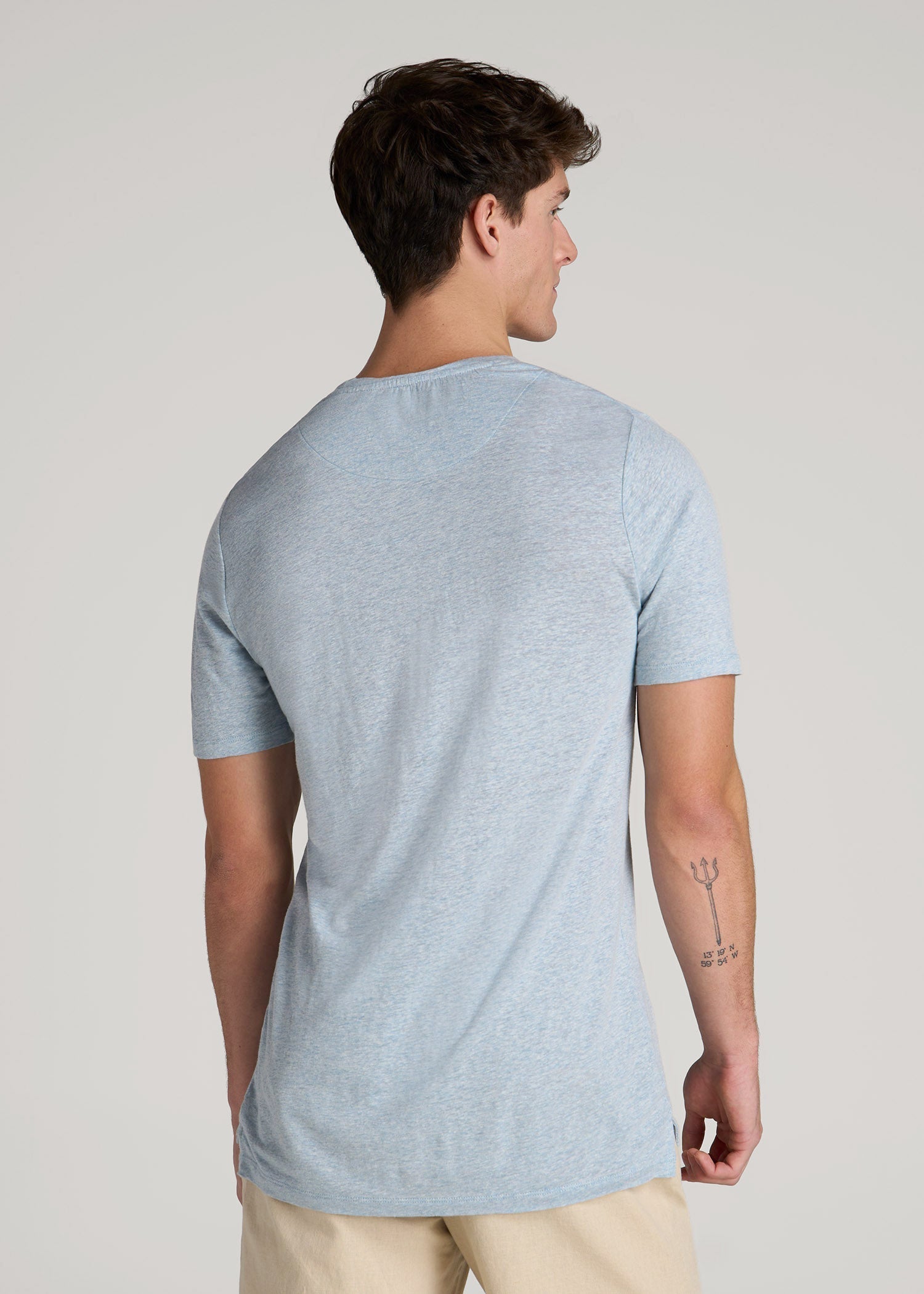 Linen Crewneck T-Shirt for Tall Men in Sky Blue Mix