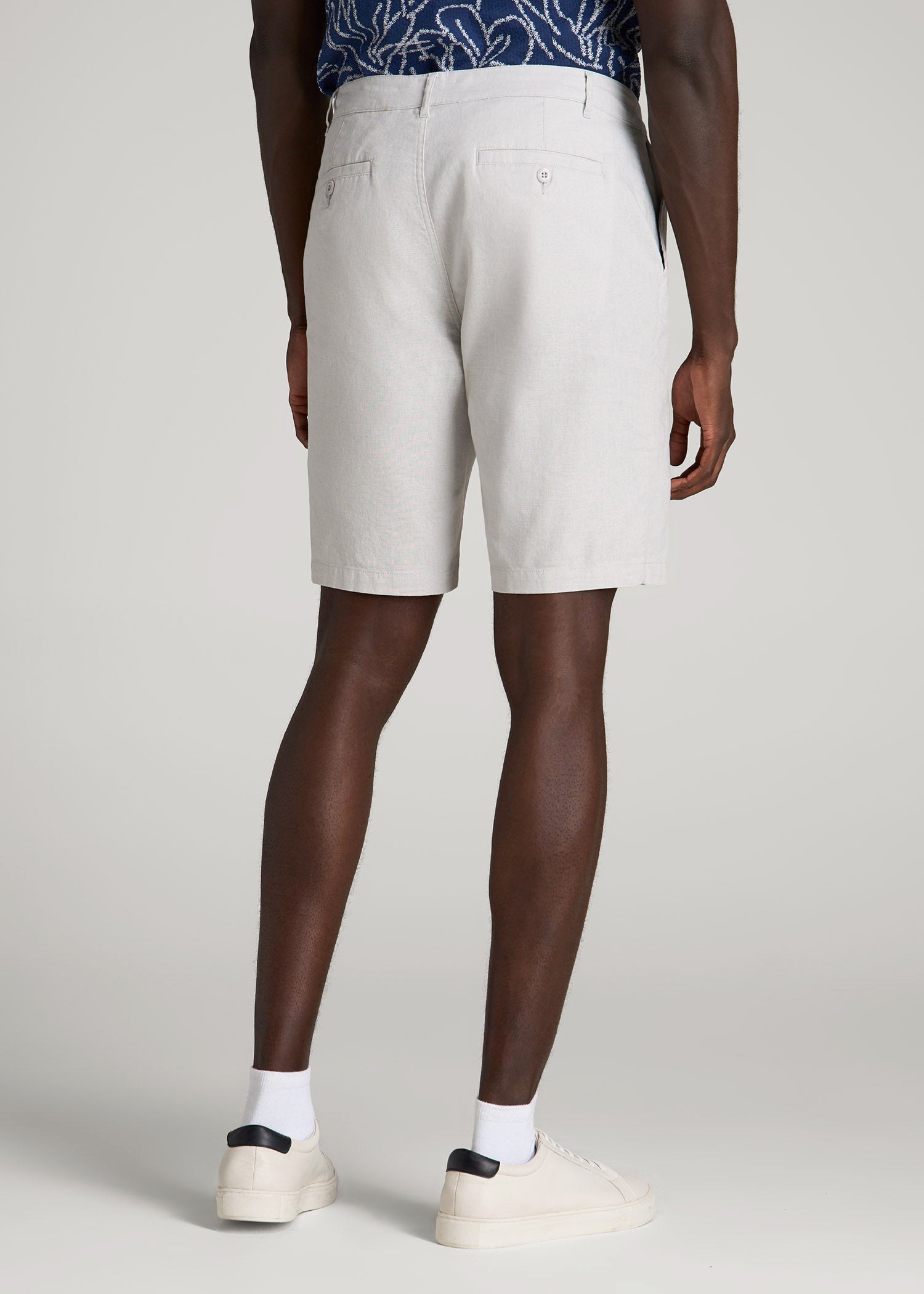 Linen Shorts For Tall Men in Vapor Grey