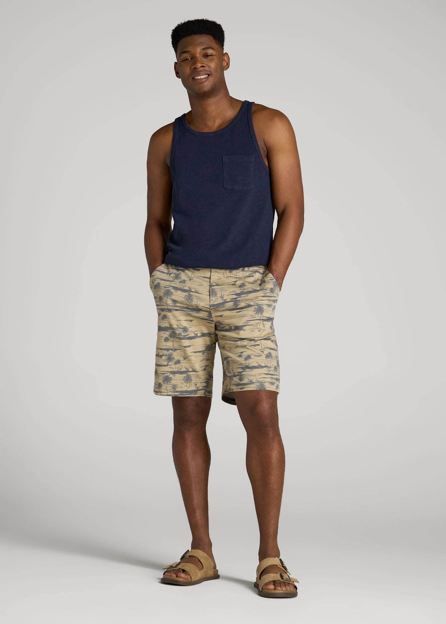 Printed Stretch Cotton Shorts for Tall Men in Grey Oceanic Print