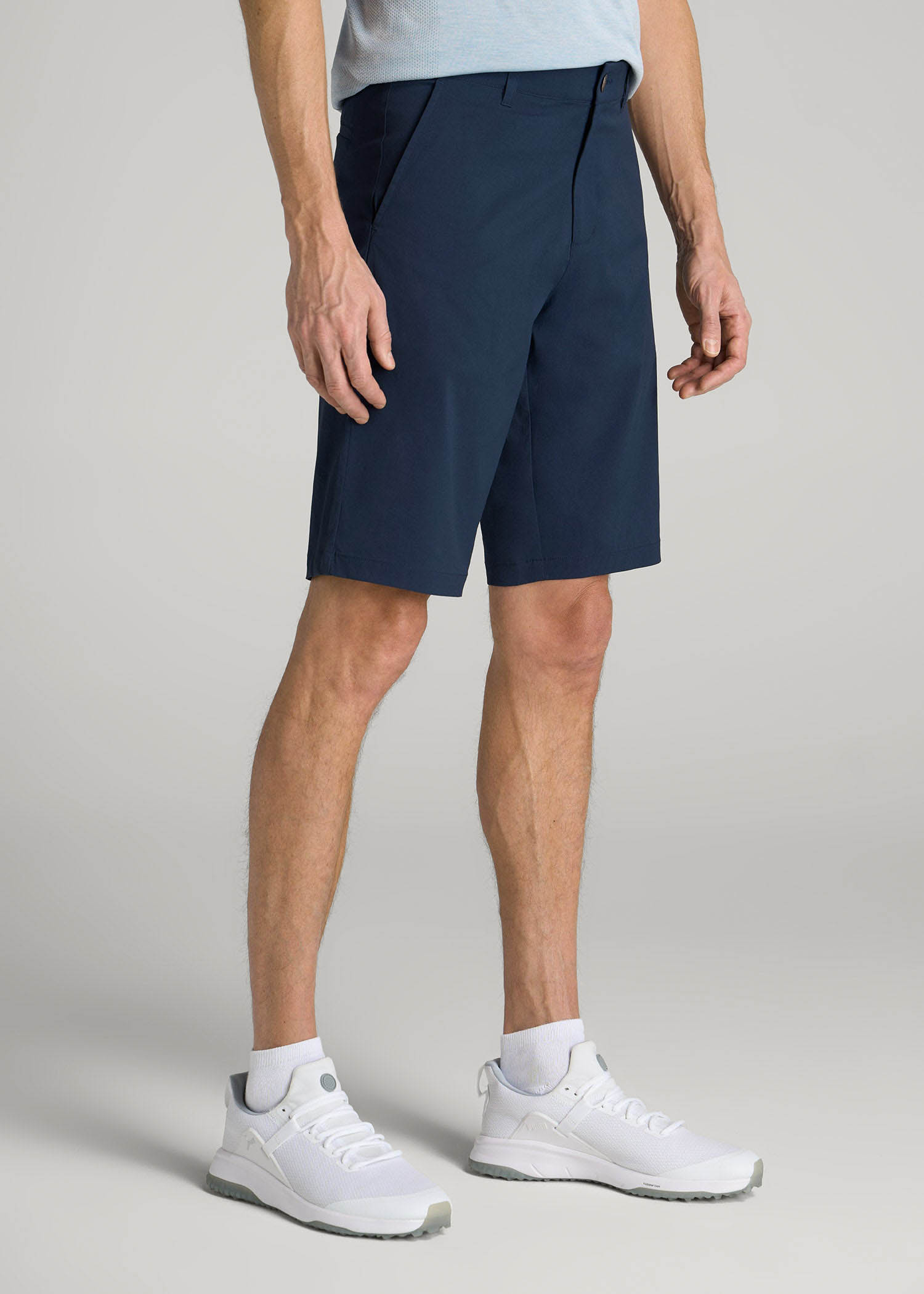Traveler Chino Shorts for Tall Men in Marine Navy