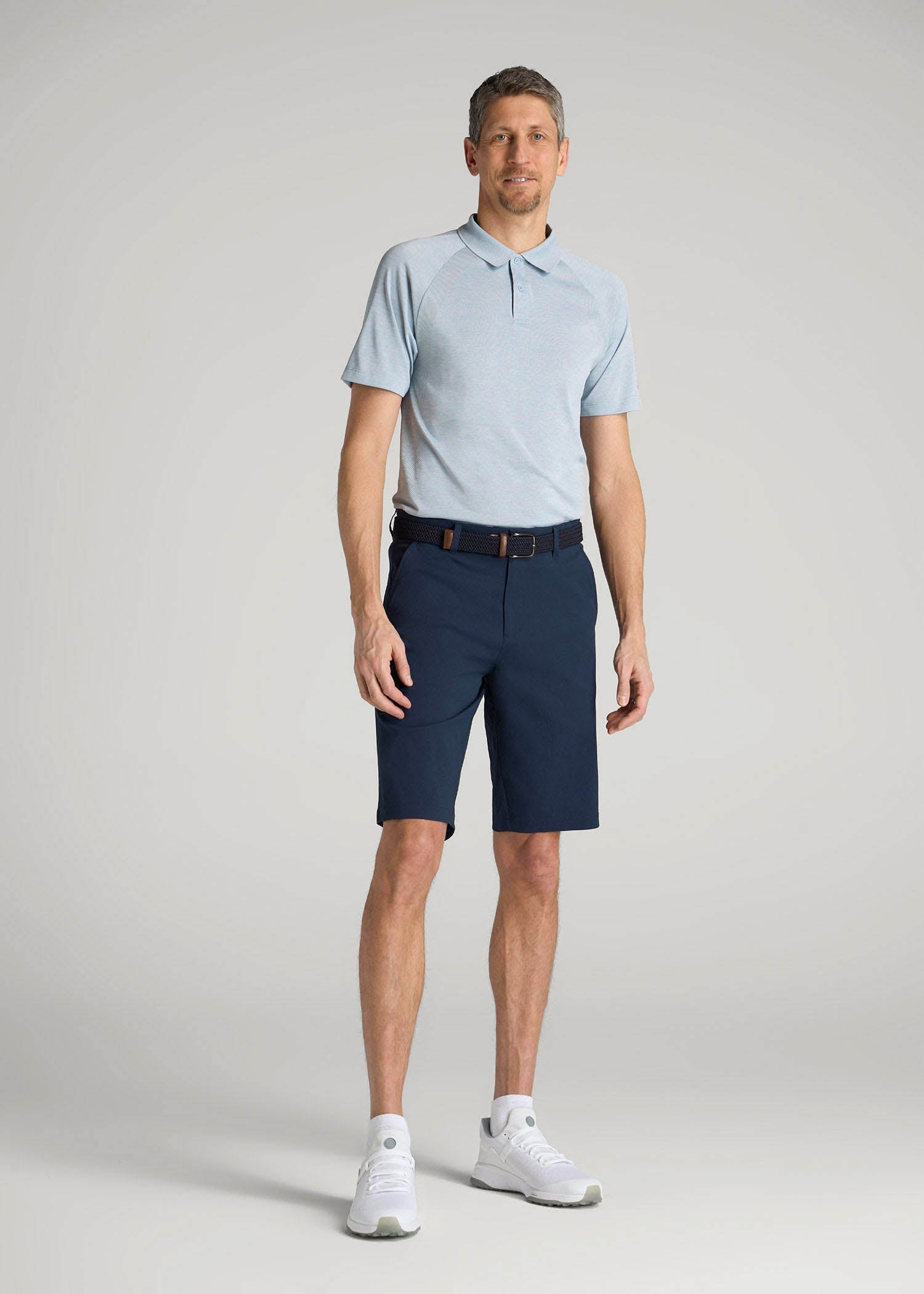 Traveler Chino Shorts for Tall Men in Marine Navy