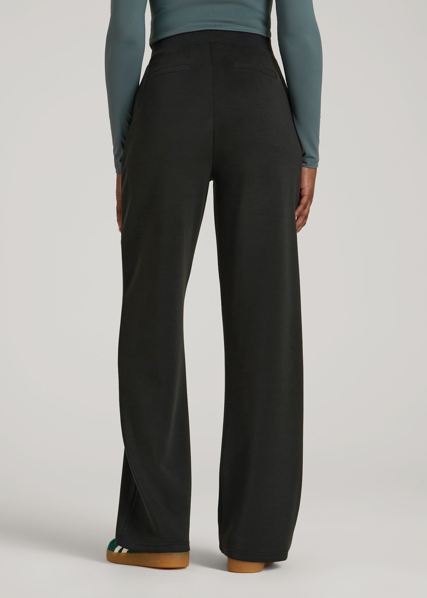 Soft Motion Pleated Wide Leg Pant for Tall Women in Black