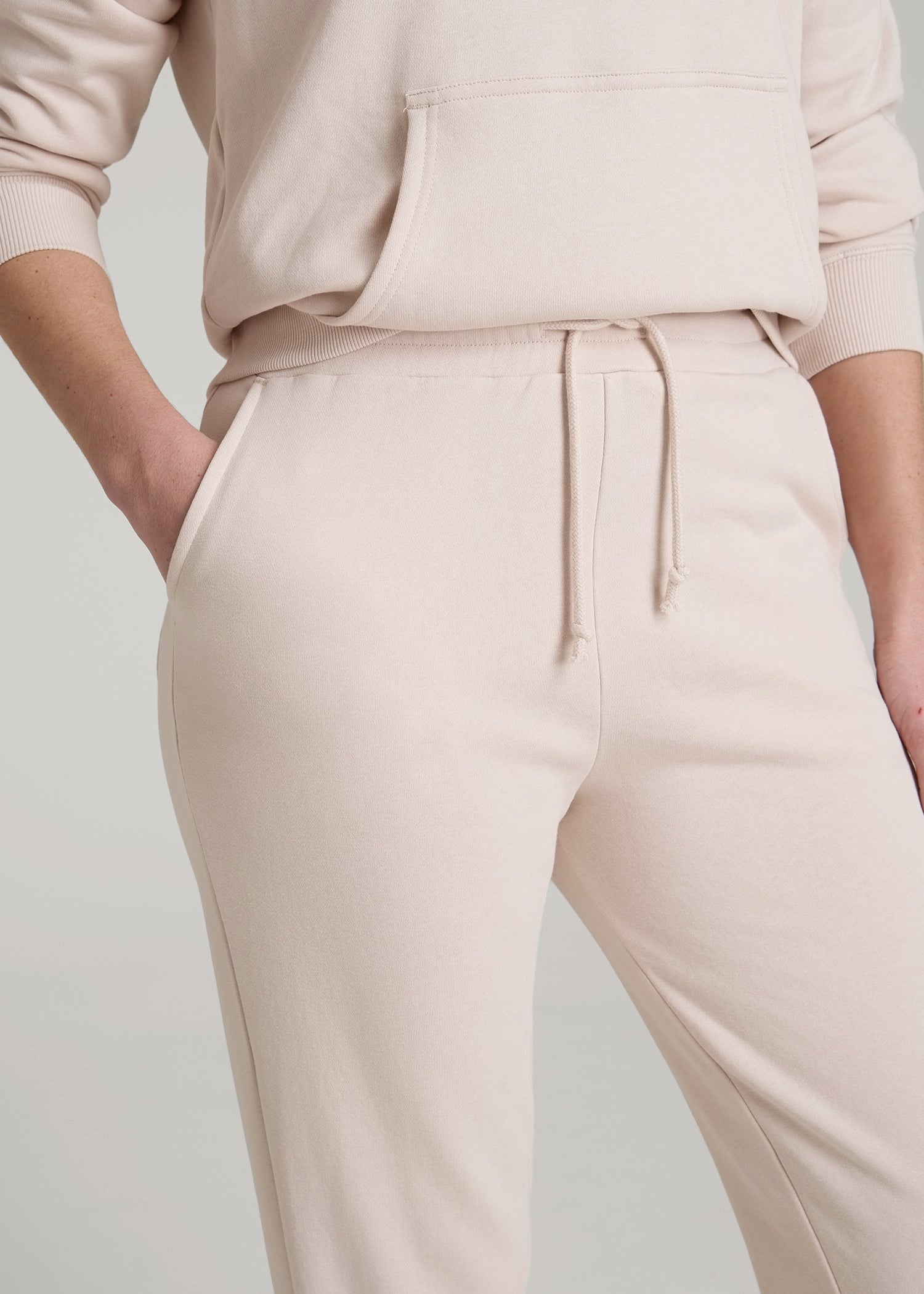 Wearever Fleece Slim Fit High-Waisted Garment Dye Sweatpants for Tall Women in Shell