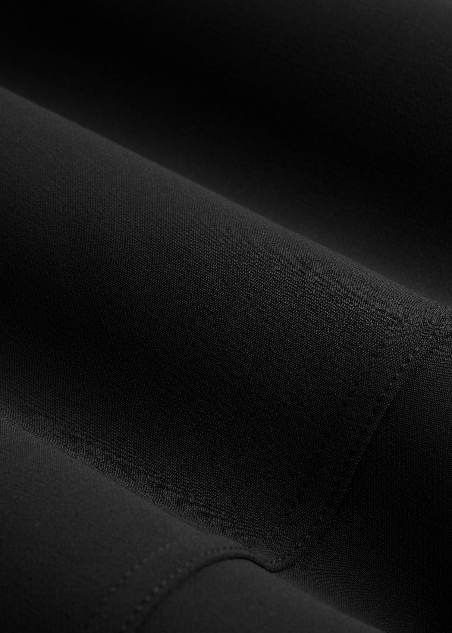 Traveler Tapered Fit Pant for Tall Women in Black