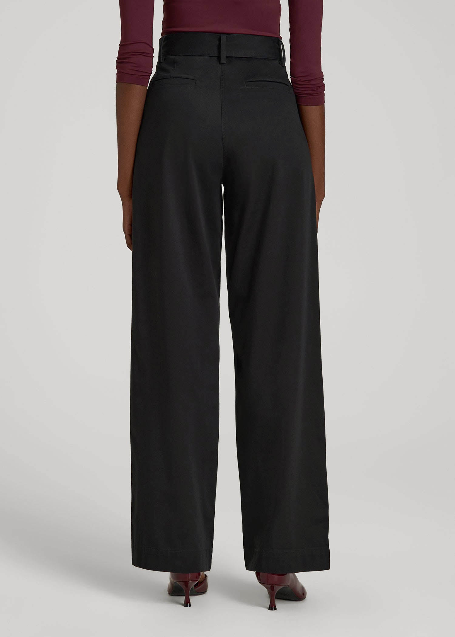 Pleated Wide Leg Chino With Belt for Tall Women in Deep Black
