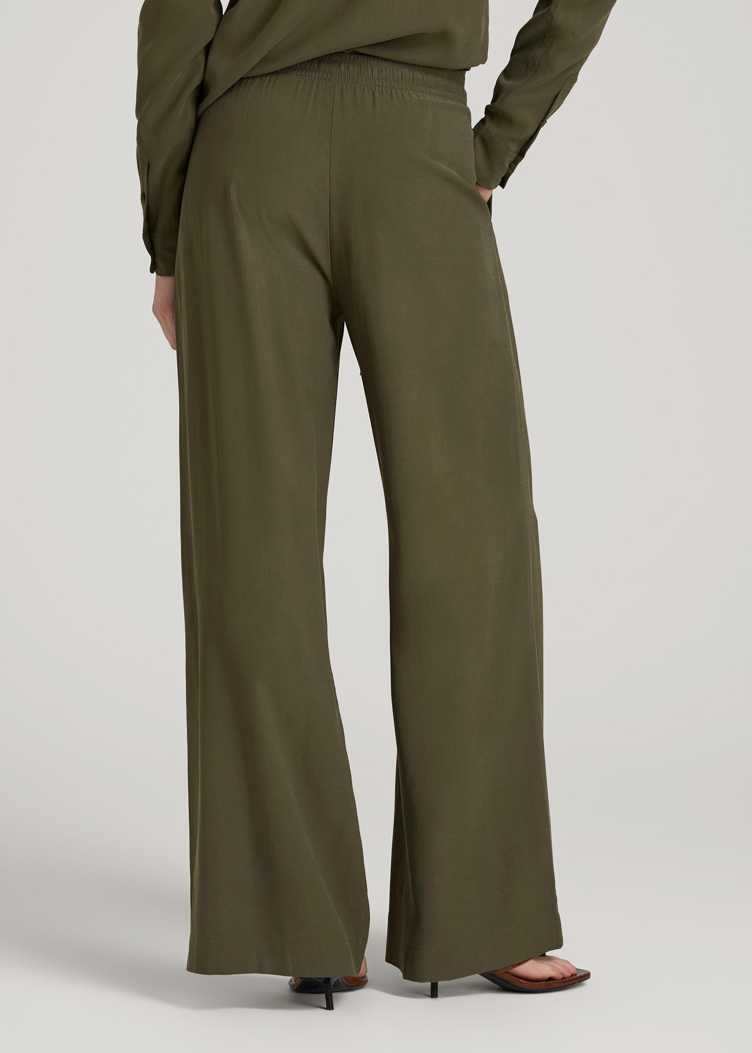 Relaxed Pull-On Pants for Tall Women in Forest Night